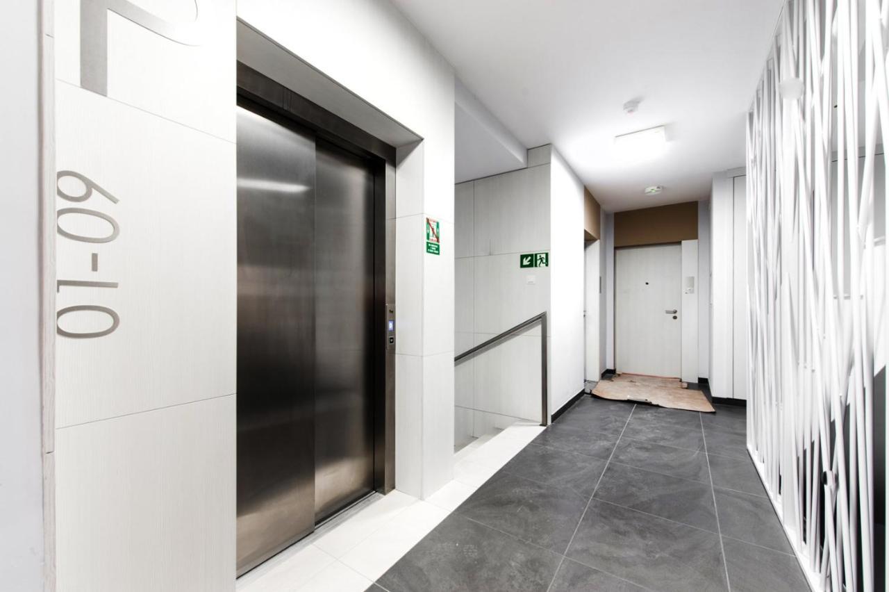 Ferienwohnung Project Comfort Apartament Dywizjonu 303 175/8 Warszawa Exterior foto