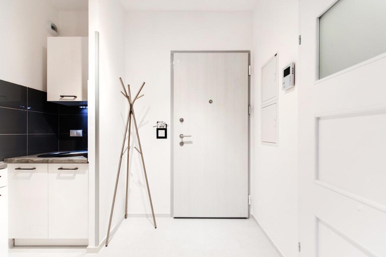 Ferienwohnung Project Comfort Apartament Dywizjonu 303 175/8 Warszawa Exterior foto